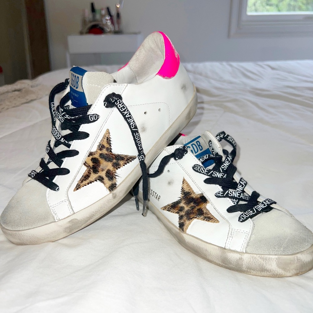 GOLDEN GOOSE